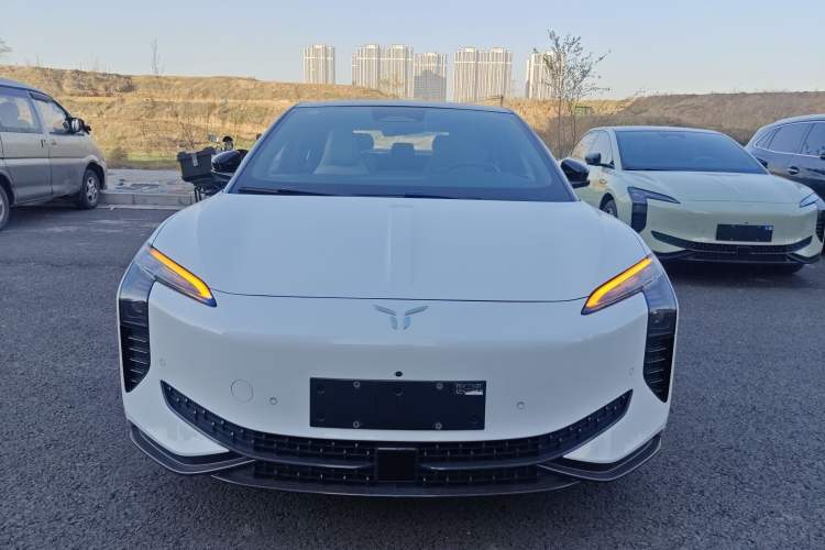 Used Hongqi EH7 2024 820 Pro