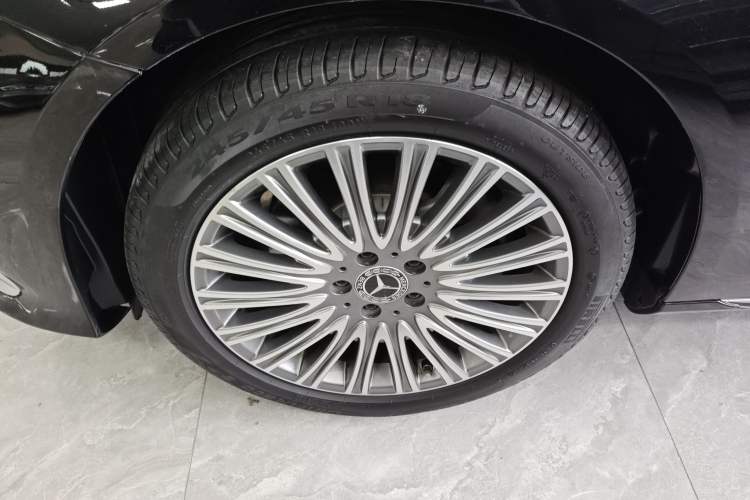 Used Mercedes-Benz E-Class 2022 Updated E 300 L Luxury Edition
