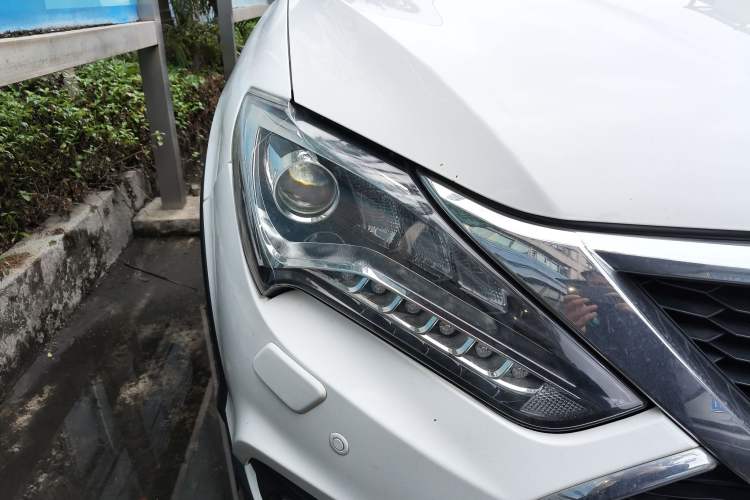 Used BYD Tang New Energy 2017 2.0T All-Wheel Drive Hyatt Model