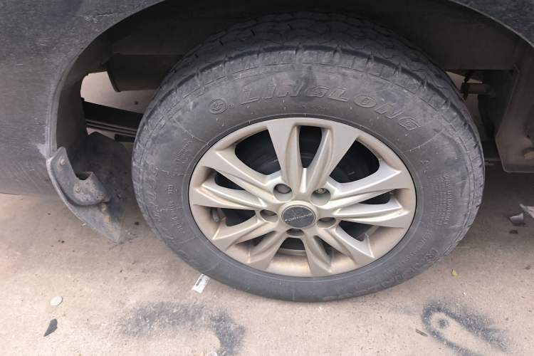 Used FORTHING Lingzhi 2022 Striving Version M5L 2.0L Luxury 7-Seater