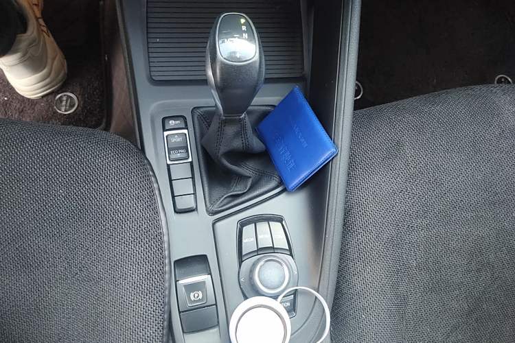 Used BMW X1 2019 sDrive20Li Leading Model Gear Lever