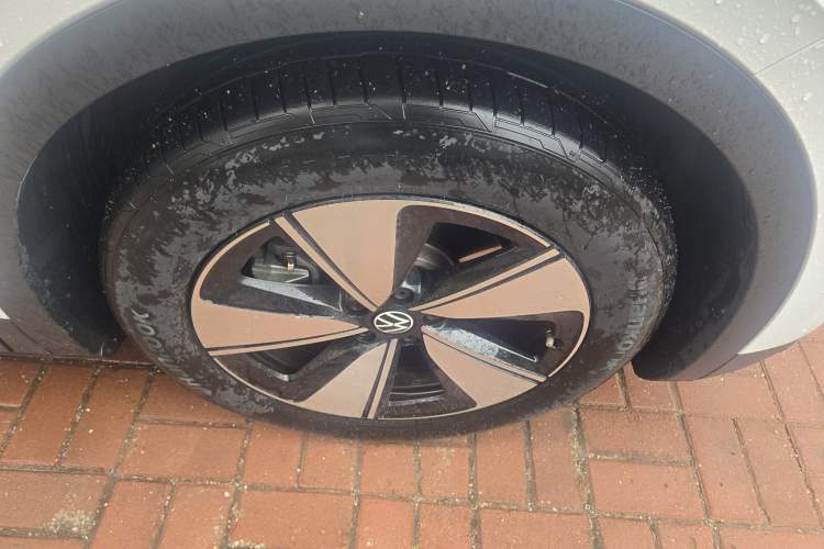 Used Volkswagen ID.4 X 2025 Smart Version Pure & Intelligent Enjoyment Edition Right Front Wheel Hub