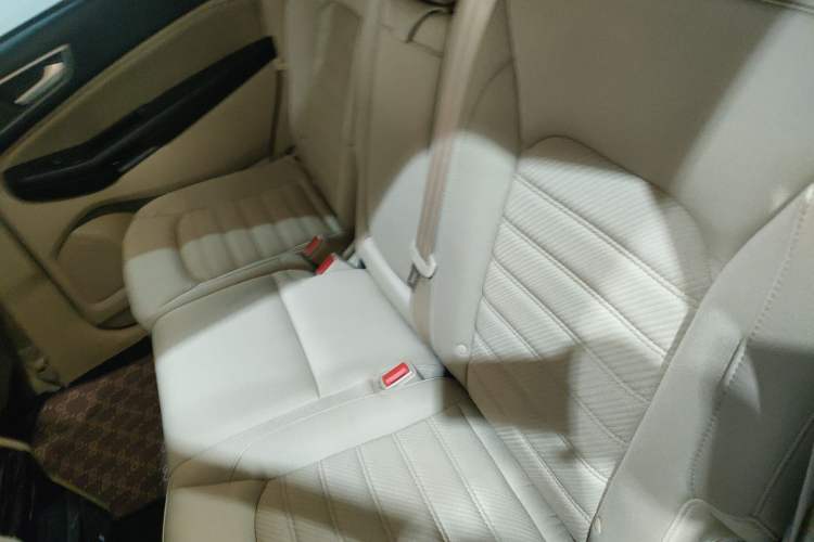 Used Ford Edge 2020 EcoBoost 245 Two-Wheel-Drive Titanium 5-Seater