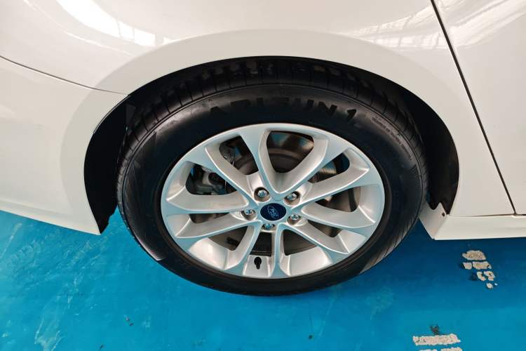 Used Ford Mondeo 2018 EcoBoost 200 Smart Control Fashion Model China V Standard