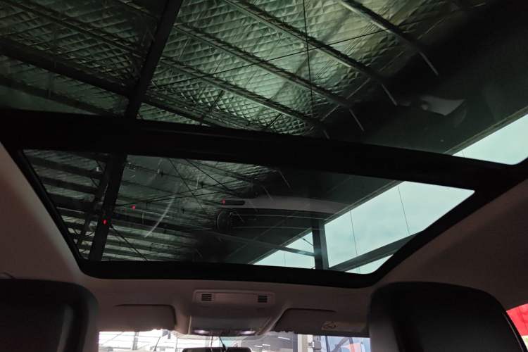 Used Volkswagen Magotan 2017 330TSI DSG Leading Model Headliner