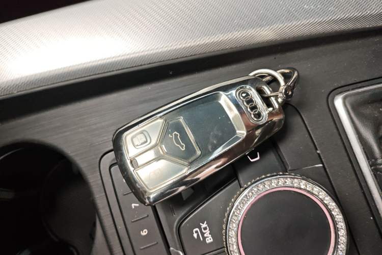 Used Audi A5 2017 Cabriolet 40 TFSI Fashion Model