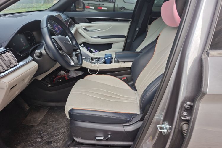 Used BYD Song PLUS New Energy 2023 Champion Edition EV 520KM Flagship Model Left Front Seat