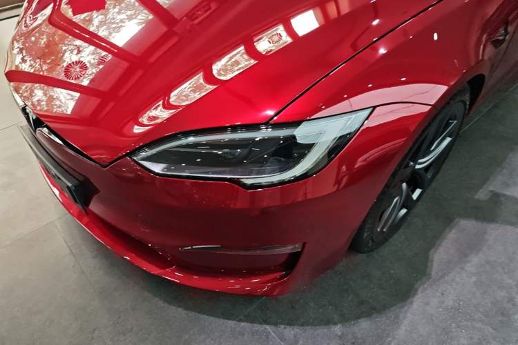 Used Tesla Model S 2023 Three-Motor All-Wheel-Drive Plaid Version
