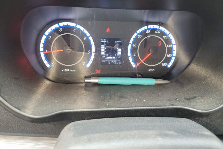 Used CHANGAN KAICHENG Ruixing M60 2023 1.6L CNG Comfort Van 2 Seats Odometer Close Up