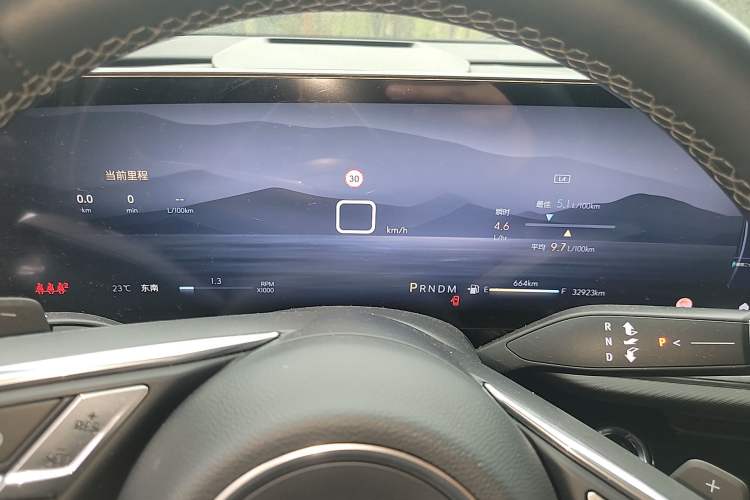 Used Buick Envision 2025 Encore Plus 28T Two-Wheel-Drive Platinum Edition