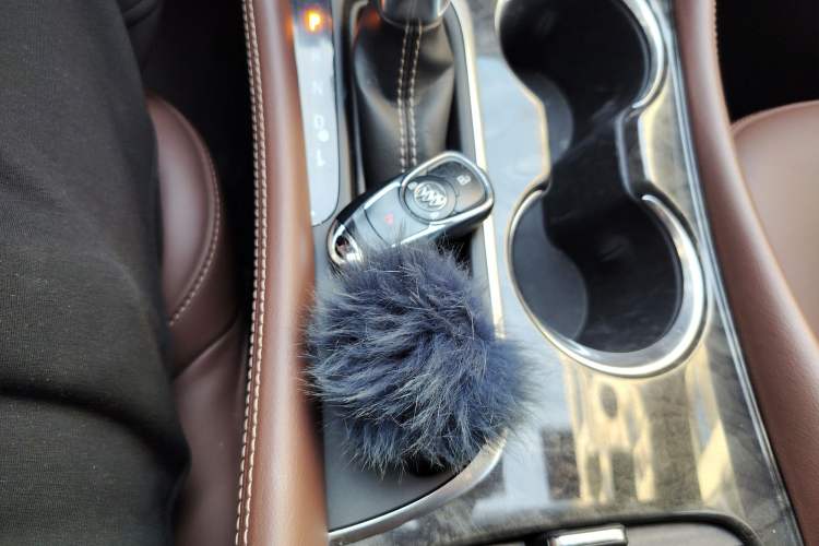 Used Buick Envision 2016 20T Two-Wheel-Drive Elite Model
