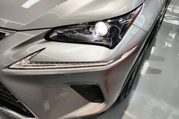 Used Lexus NX 2020 300h Front-Drive FENGSHANG Version China VI Standard
