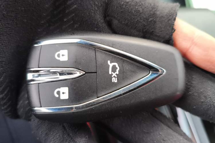 Used CHANGAN UNI-T 2020 1.5T Prestige Version