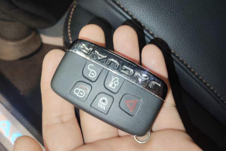 Used Jaguar XEL 2019 2.0T 200 PS Deluxe Edition