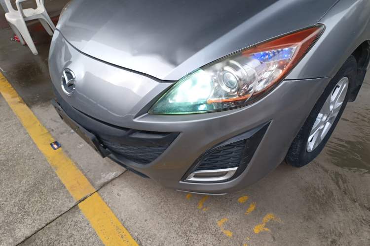 Used Mazda Mazda 3 2013 Sedan 1.6L Manual Elite Model