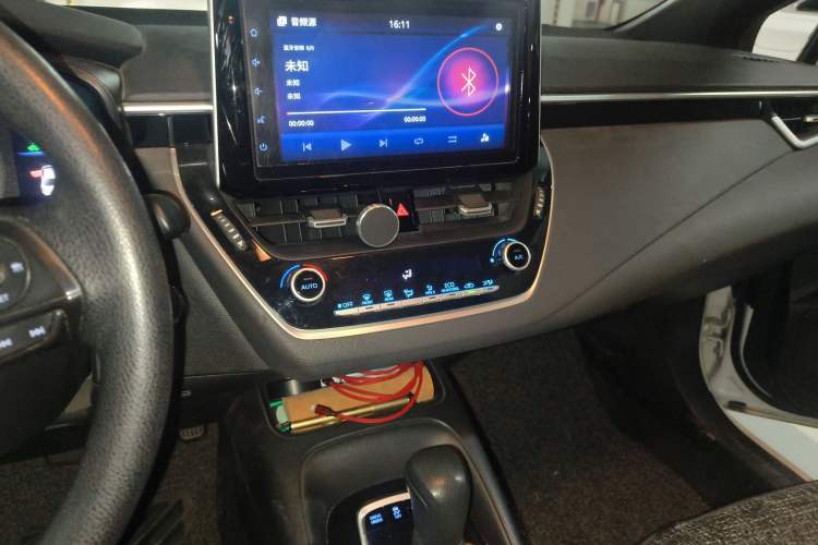 Used Toyota Levin 2019 Dual-Engine 1.8H E-CVT Luxury Edition China V Standard Audio And AC Panel