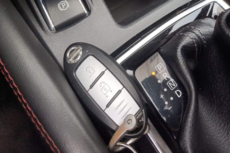 Used Nissan Qashqai 2019 2.0L CVT Luxury Edition Vehicle Key