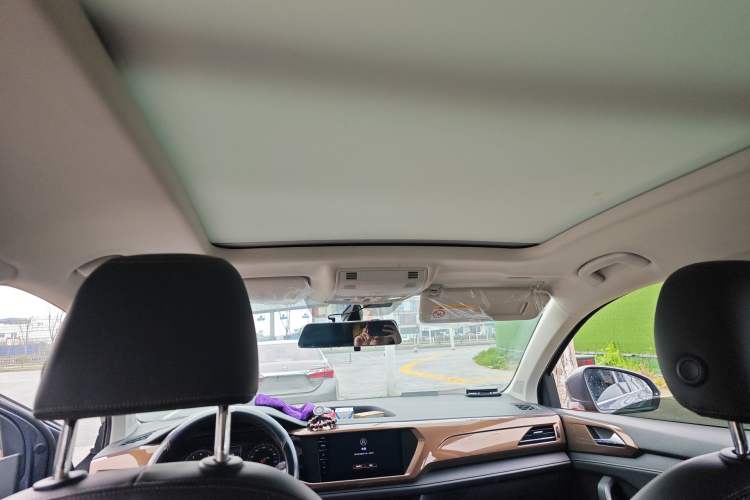 Used Volkswagen Tharu 2020 280TSI Two-Wheel Drive Luxury Edition China VI Standard Headliner