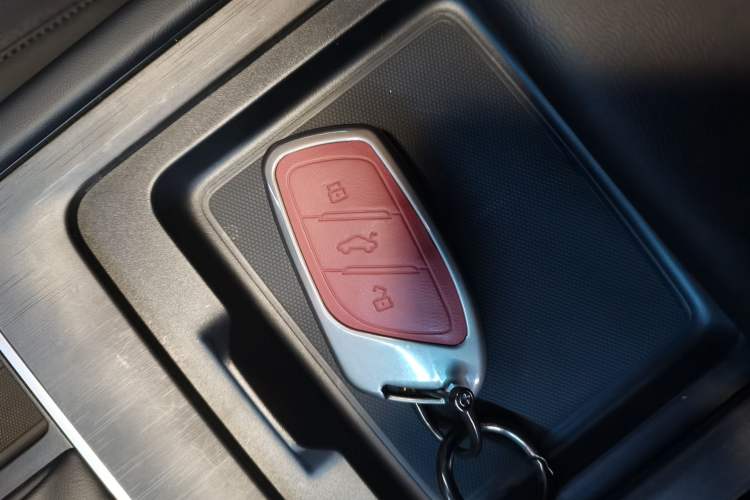 Used Roewe i5 2026 Model 1.5L CVT Luxury Version