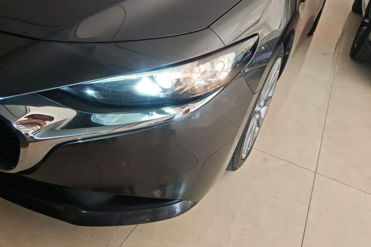 Used Mazda Mazda 3 Axela 2022 2.0L Automatic Zhiqing Edition