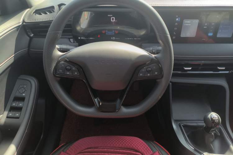 Used Roewe i5 2023 1.5L Manual Comfort Edition Steering Wheel