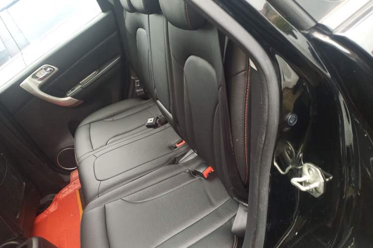 Used Haval H6 2016 Upgraded Model 1.5T Automatic Two-Wheel Drive Elite Version