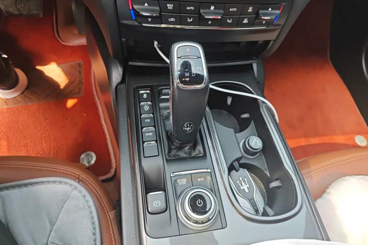 Used Maserati Ghibli 2021 2.0T Sharp Edition
