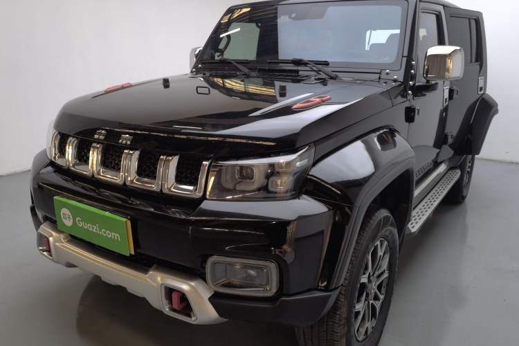 Used BAIC Off-Road BJ40 2019 Updated Version 2.0T Automatic All-Wheel Drive Urban Hunter Edition Premium China V Emission Standard