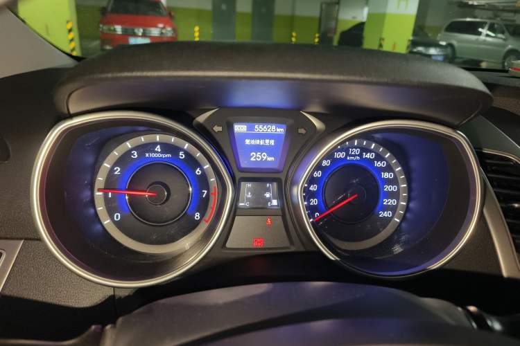 Used Hyundai Elantra (5th Generation / Langdong) 2016 1.6L Manual Luxury Model
