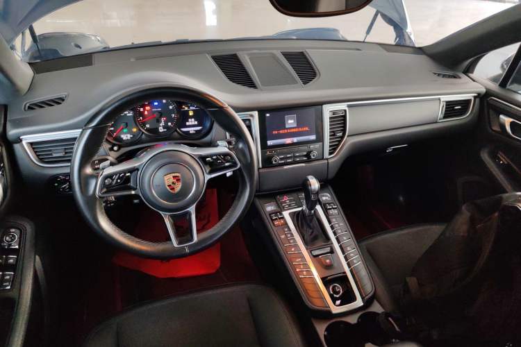 Used Porsche Macan 2017 Macan 2.0T
