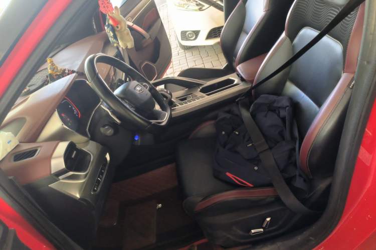 Used Geely Auto Coolray 2019 Sport Version 260T DCT Battle China VI Standard Left Front Seat