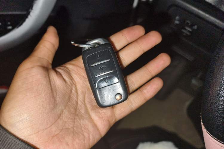 Used Changan CS35 2015 1.6L Manual Luxury Model China V Standard
