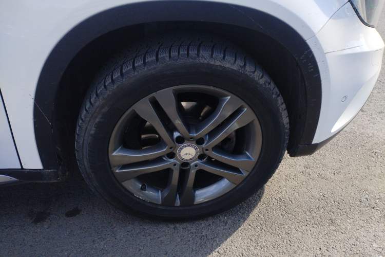Used Mercedes-Benz GLA 2016 GLA 200 Sport Edition Right Front Wheel Hub