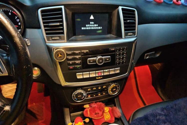 Used Mercedes-Benz M-Class 2015 ML 320 4MATIC