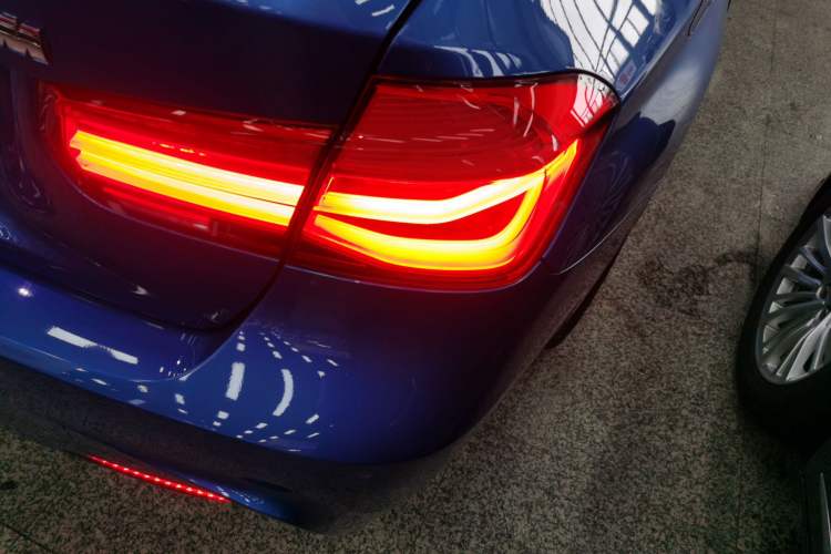 Used BMW 3 Series 2018 320Li Leading Model M Sport Package Right Rear Taillight