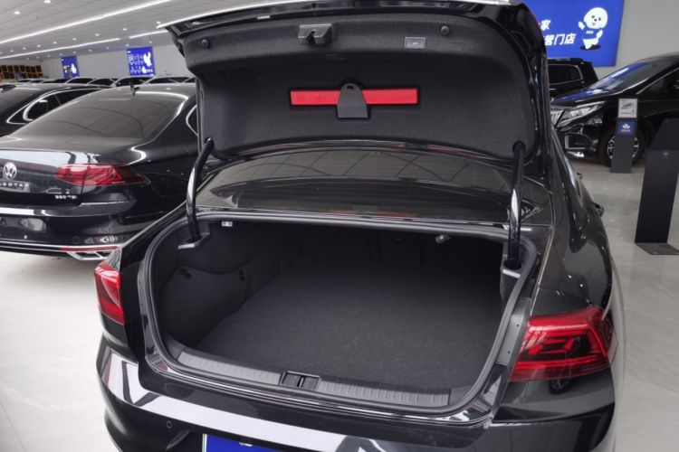 Used Volkswagen Magotan GTE Plug-in Hybrid 2022 GTE Luxury Model
