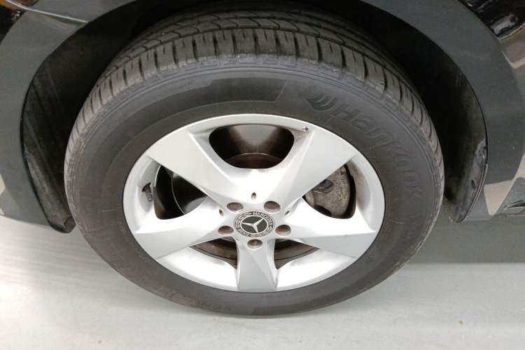 Used Mercedes-Benz Vito 2018 2.0T Elite Version 7 Seats China VI Emission Standard