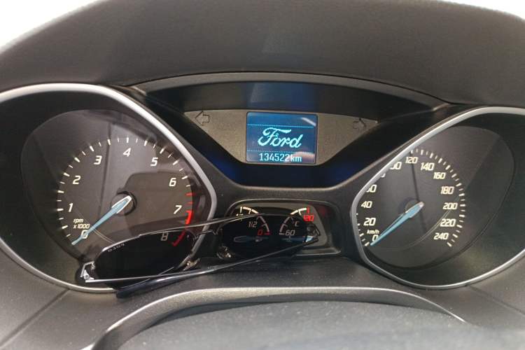 Used Ford Focus 2012 Sedan 1.6L Automatic Fashion Edition Odometer Close Up