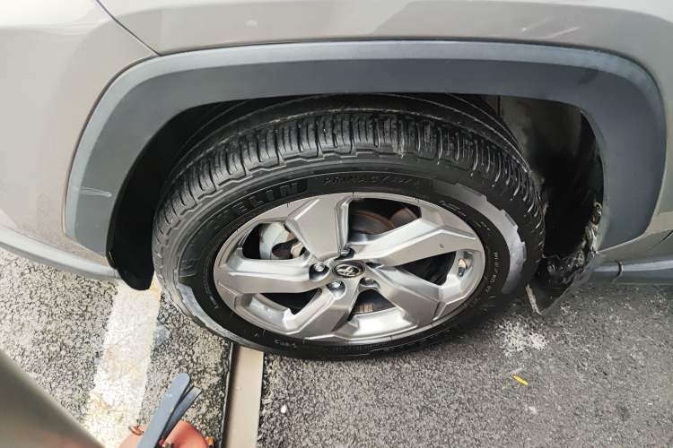 Used Toyota RAV4 2020 2.0L CVT Two-Wheel Drive Fashion Edition Left Front Wheel Hub