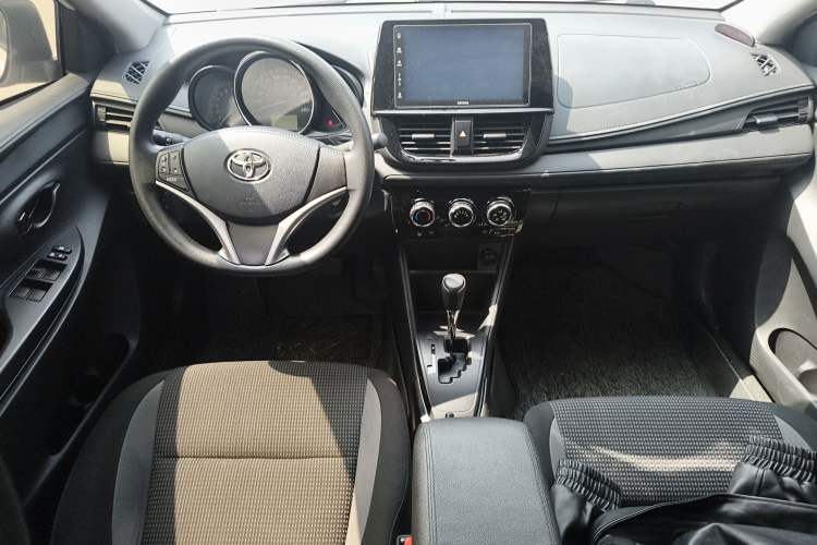 Used Toyota Vios FS 2021 1.5L CVT Fengchi Edition Center Console