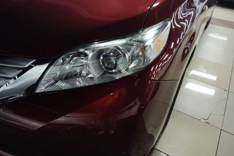 Used Toyota Sienna 2016 3.5L Two-Wheel Drive 7-Seater Parallel Import
