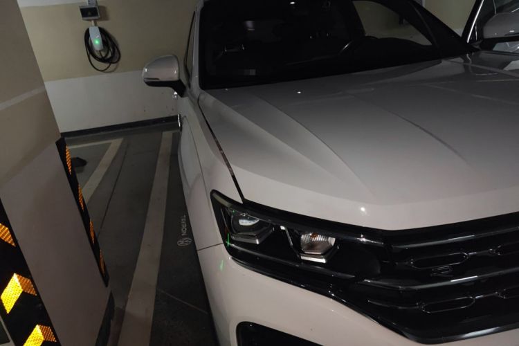 Used Volkswagen Tayron 2020 380TSI All-Wheel Drive R-Line Connected Version
