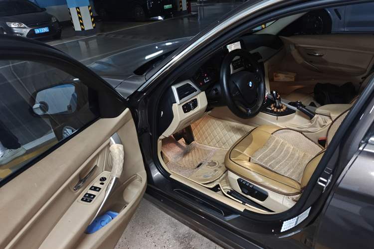 Used BMW 3 Series 2013 320Li Fashion Model
