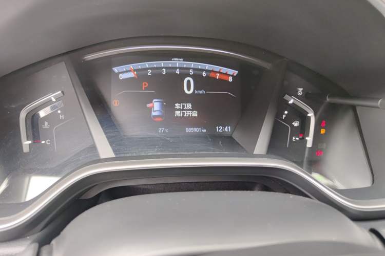 Used Honda CR-V 2019 Brilliant Edition Plus 240TURBO CVT Two-Wheel Drive Fashion Version China VI Emission Standard Odometer Close Up