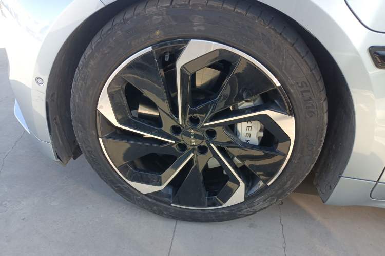 Used Zeekr 001 2021 Ultra-Long Range Dual-Motor YOU Version
