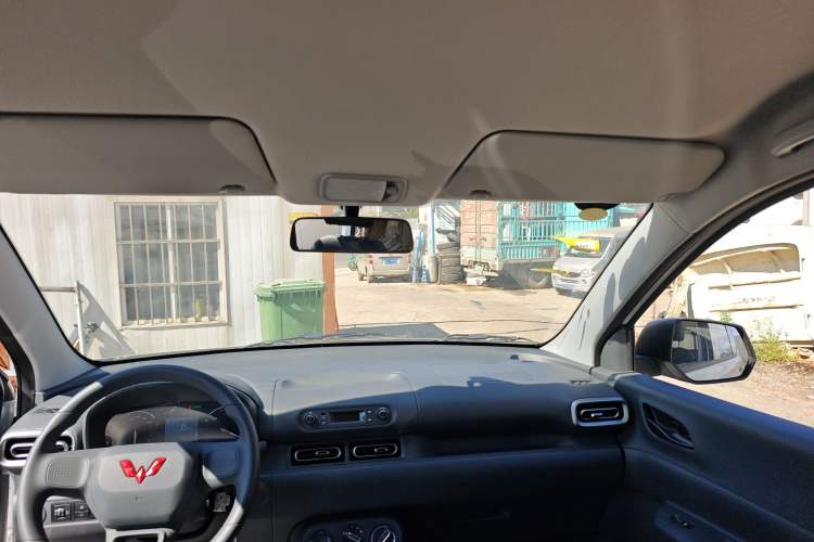 Used Wuling Hongguang New Energy 2025 Extended-Range Hybrid 50 km Utility Version Headliner