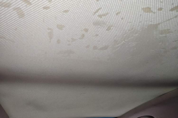 Used Roewe RX5 2018 20T Two-Wheel Drive Automatic Internet Smart Edition
