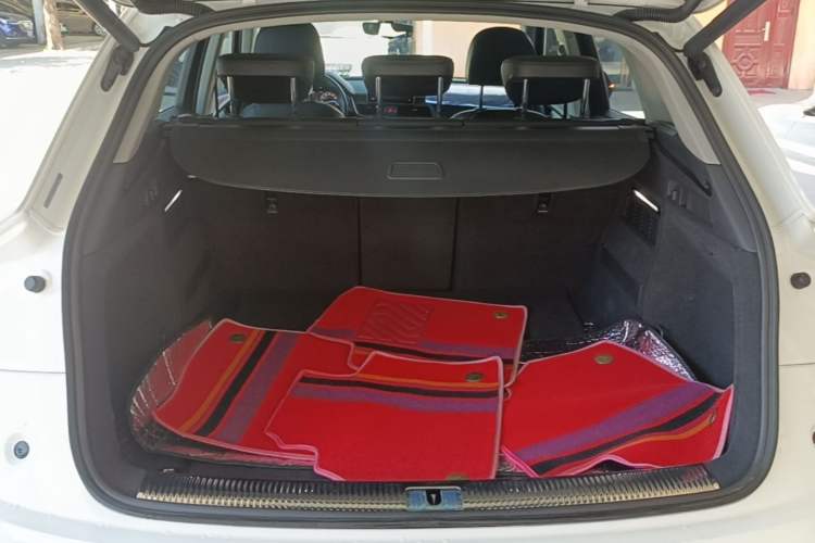 Ojetý Audi Q5L 2018 45 TFSI Prestige Fashion Edition China V Emission Standard