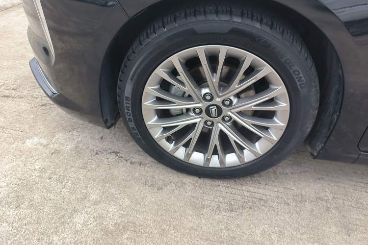 Used Bestune B70 2023 Third Generation 1.5T Automatic Enjoyment Version 70th Anniversary Edition Left Front Wheel Hub