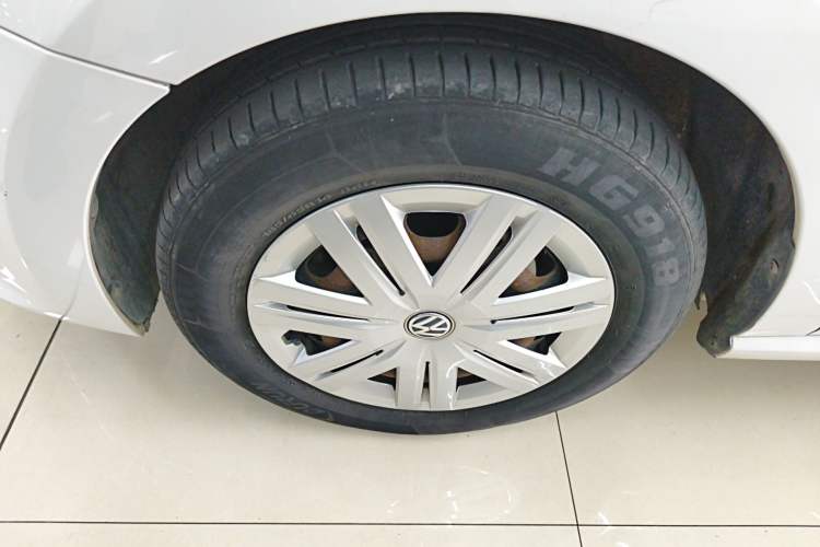 Used Volkswagen Polo 2018 1.5L Automatic Advanced Driving Model Left Front Wheel Hub